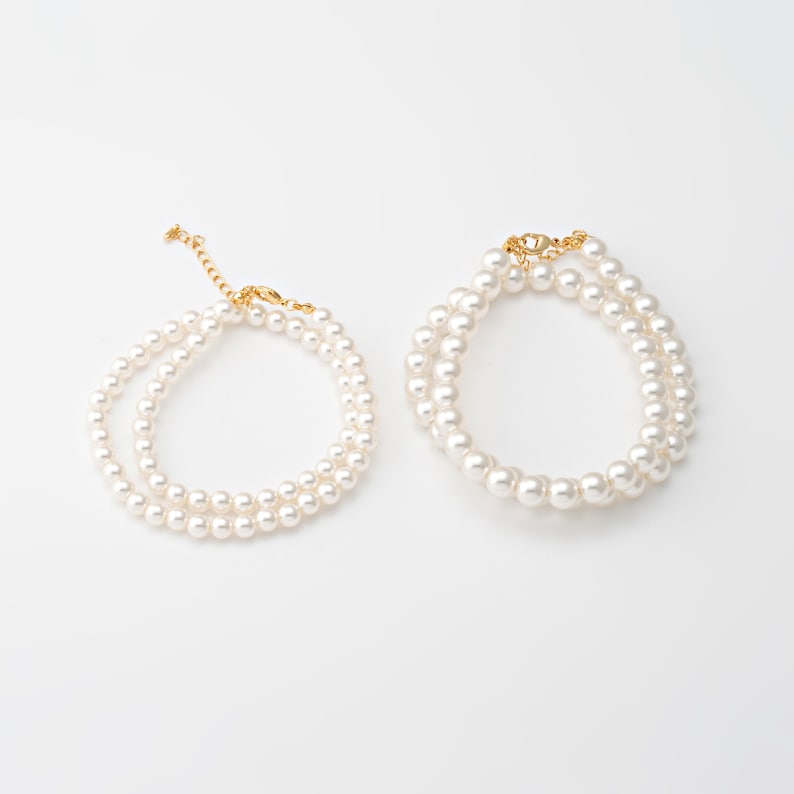 White Pearls Round Necklace, Minimalist Bride choker