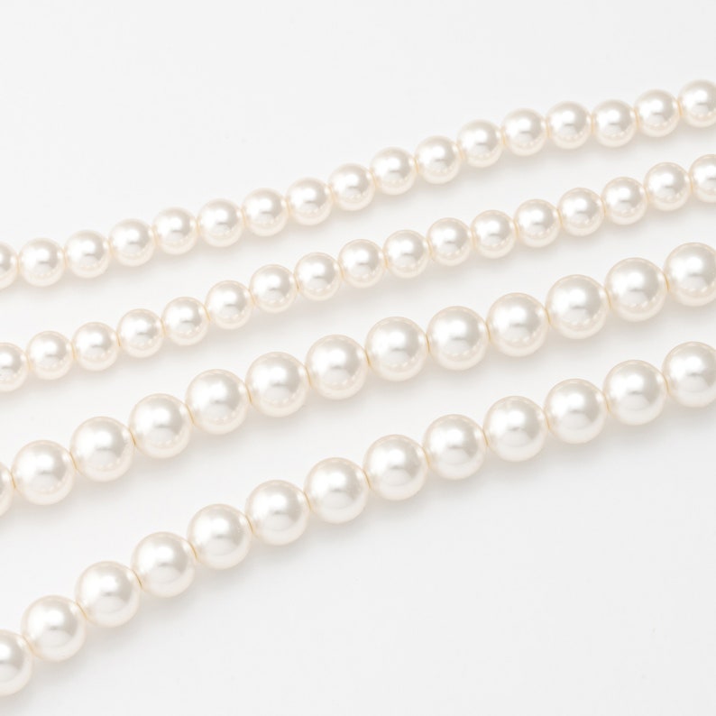 White Pearls Round Necklace, Minimalist Bride choker